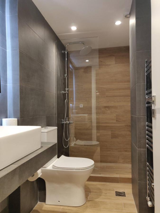 Sunny New Lovely Apartment 60 Meters From The Metro Athens Luaran gambar