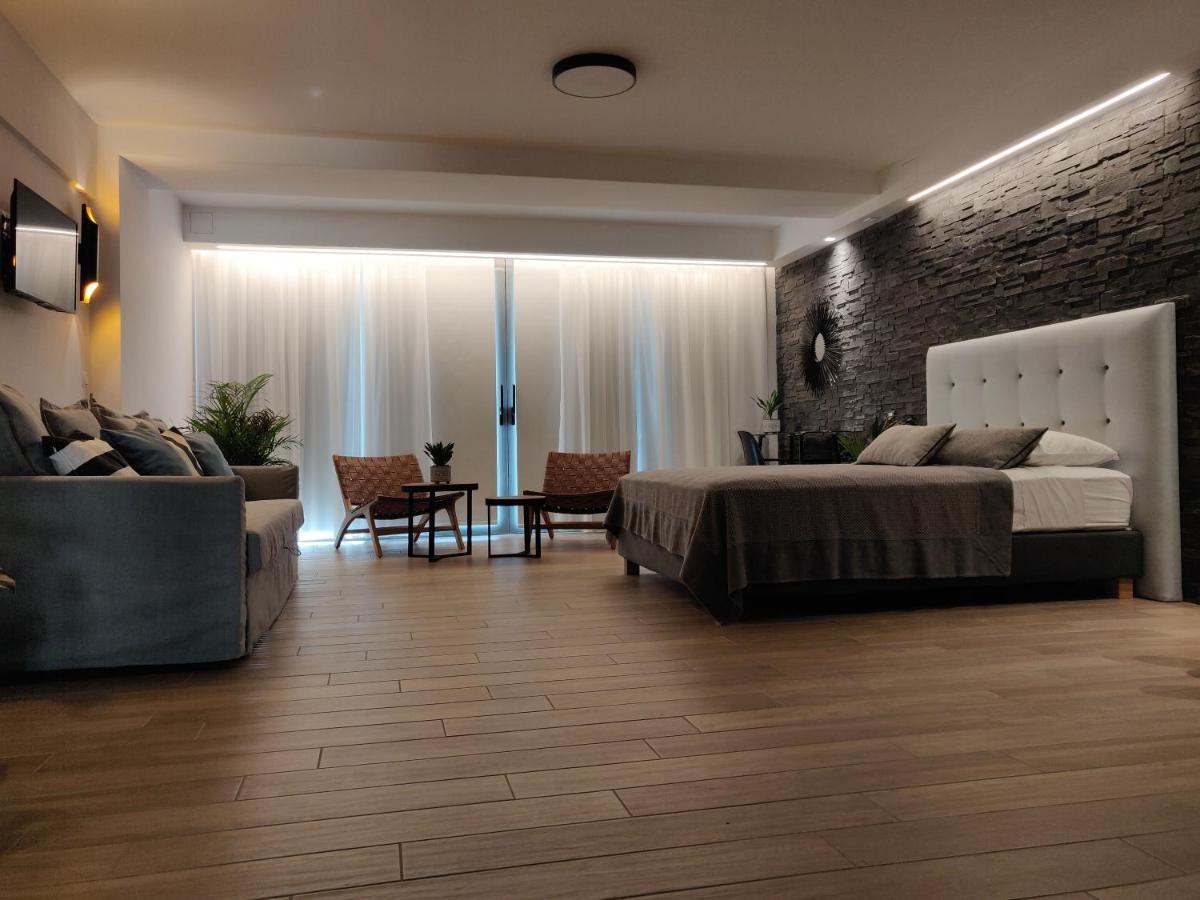 Sunny New Lovely Apartment 60 Meters From The Metro Athens Luaran gambar